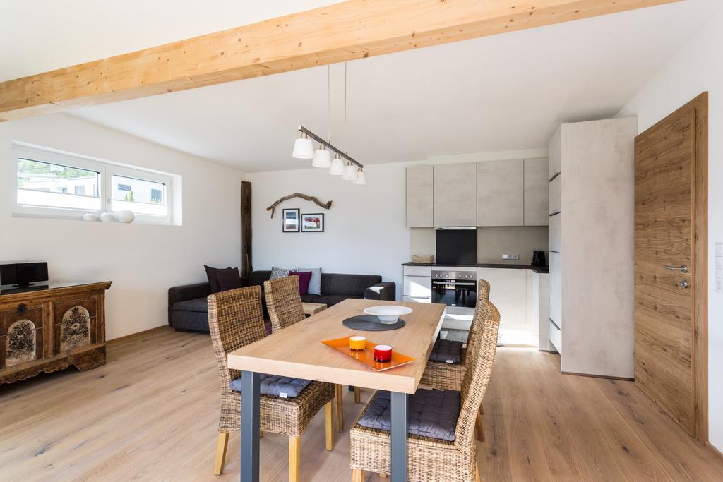 Appartement Haus Am Stein à Oetz Extérieur photo